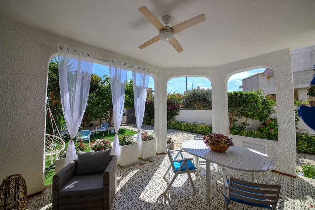 Villa Vera, Accesso Al Mare, Vista Castello, Ac Bríndisi Exterior foto